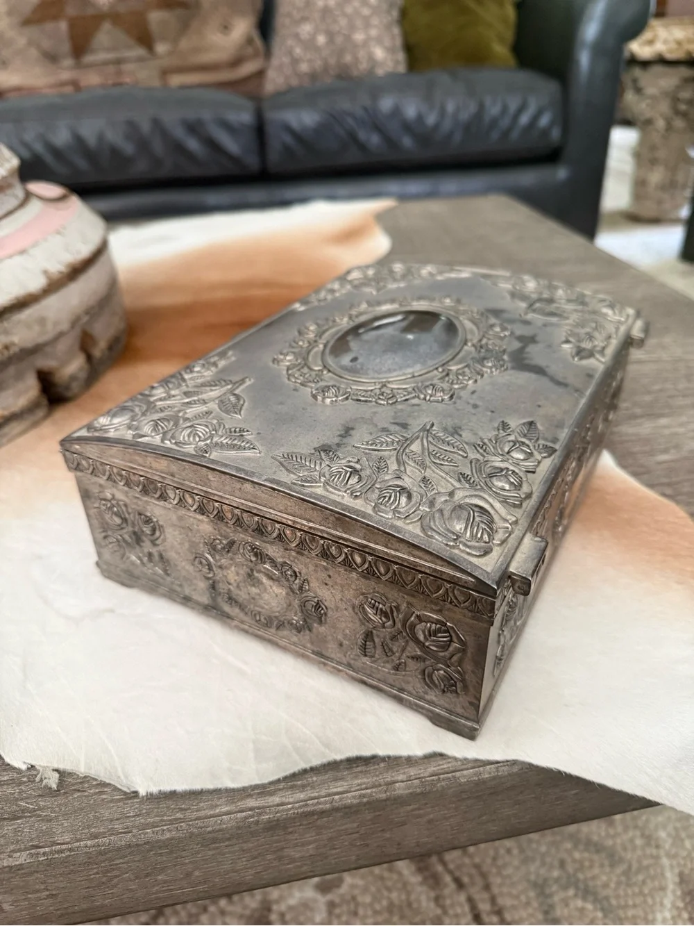 Vintage Godinger Silver Plated Floral Embossed Jewelry Box/Chest